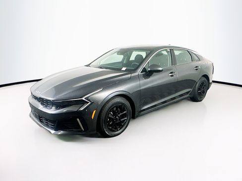 Used 2025 Kia K5 LXS image 3
