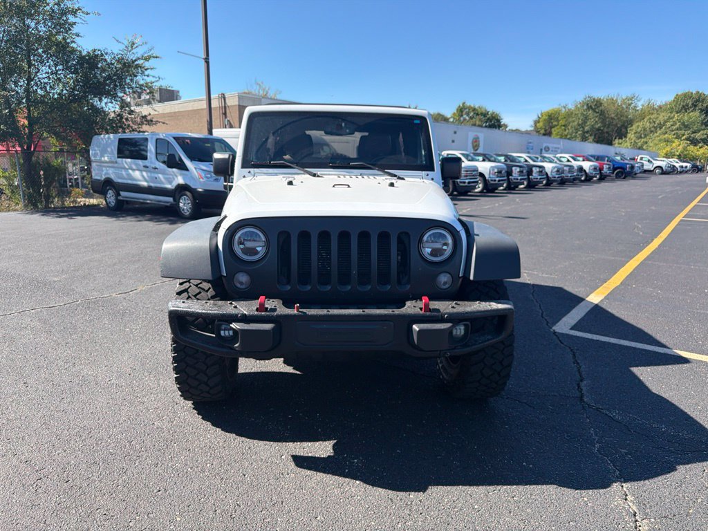 Used 2015 Jeep Wrangler Unlimited Rubicon w/ Dual Top Group AWD/4WD image 2