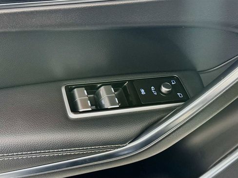 Used 2024 Jaguar F-PACE R-Dynamic S image 19