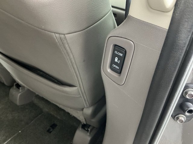 Used 2017 Honda Odyssey EX-L image 11
