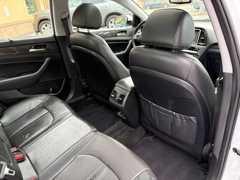 Used 2019 Hyundai Sonata Limited w/ Ultimate Package 04 image 19