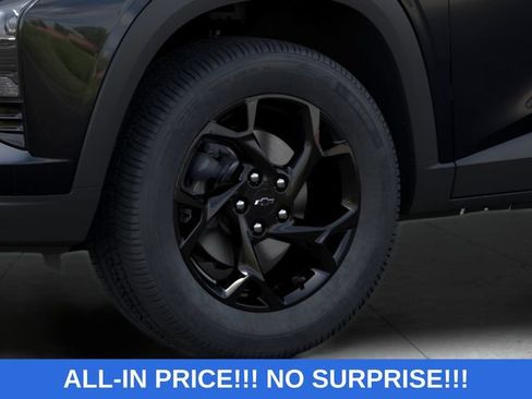New 2026 Chevrolet Trax LT w/ Driver Confidence Package FWD image 19