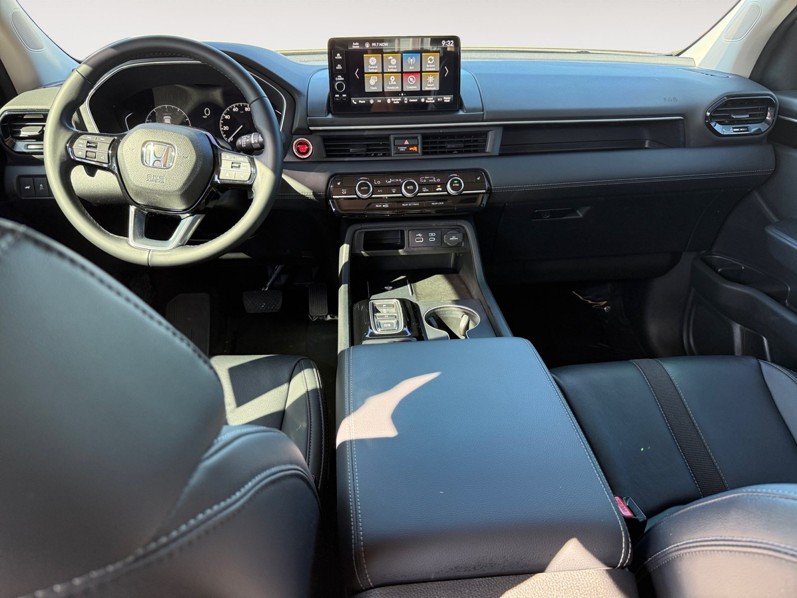 Used 2025 Honda Pilot EX-L image 15