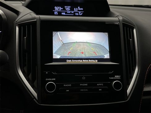 Used 2021 Subaru Crosstrek 2.0i Premium image 19