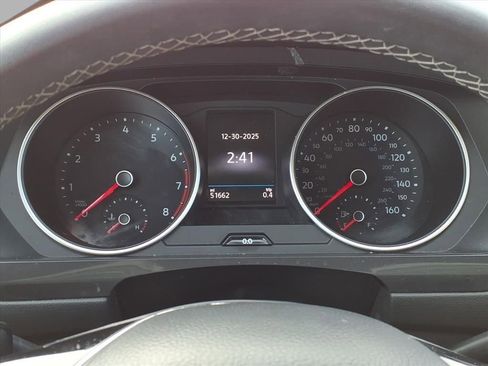 Used 2021 Volkswagen Tiguan SE image 30