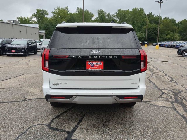 Certified 2025 Ford Expedition Max Platinum w/ Driver's Package AWD/4WD image 5