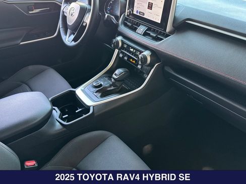 Used 2025 Toyota RAV4 SE w/ Weather & Moonroof Package AWD/4WD image 17