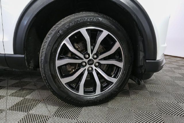 Used 2023 Ford Explorer ST-Line AWD/4WD image 15