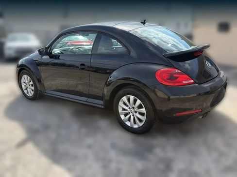 Used 2015 Volkswagen Beetle 1.8T FWD image 4