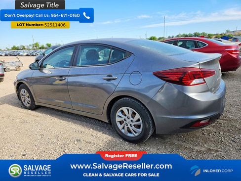 Used 2019 Hyundai Elantra SE w/ Cargo Package FWD image 3