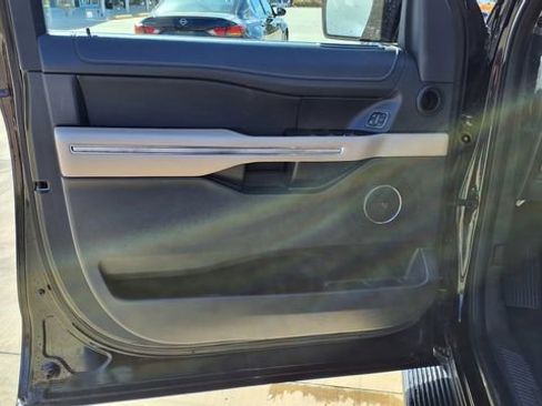 Used 2024 Ford Expedition Max Limited image 18
