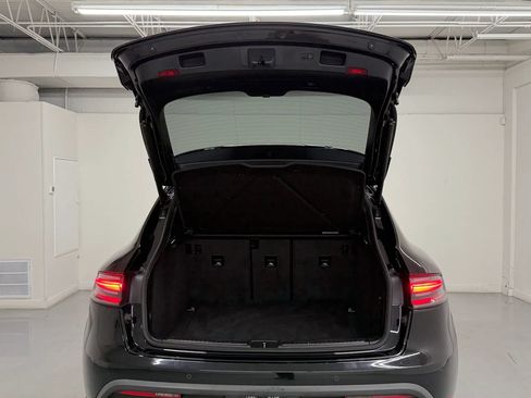 Used 2022 Porsche Macan S AWD/4WD image 89