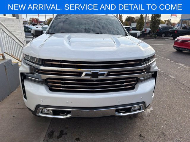 Used 2021 Chevrolet Silverado 1500 High Country w/ Technology Package AWD/4WD image 4