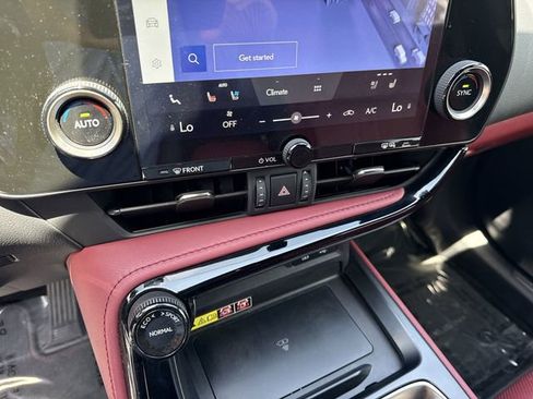 Used 2024 Lexus NX 250 FWD image 19