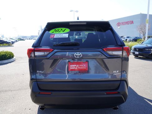 Used 2024 Toyota RAV4 XLE image 9