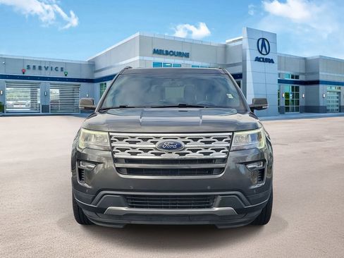 Used 2019 Ford Explorer XLT w/ Equipment Group 202A image 2