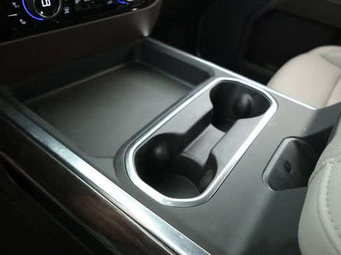 Used 2025 Chevrolet Silverado 3500 LTZ w/ LTZ Premium Package image 15