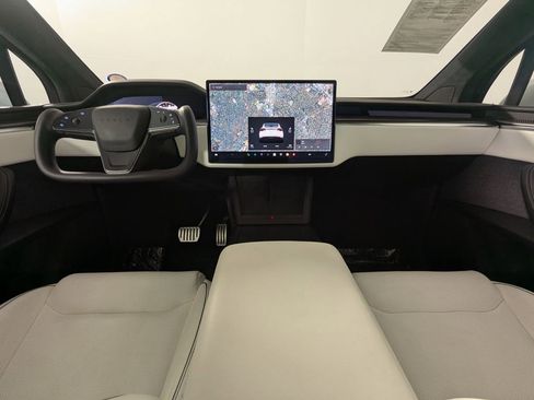 Used 2022 Tesla Model X Plaid image 5