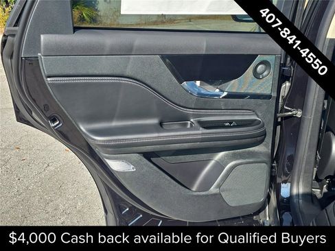 New 2026 Lincoln Corsair Reserve image 8