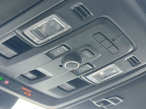 Used 2023 Chevrolet Tahoe Z71 w/ Luxury Package image 24