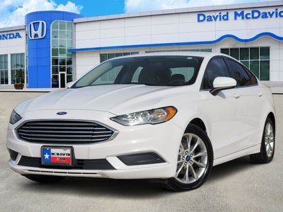Used 2017 Ford Fusion SE w/ Fusion SE Technology Package