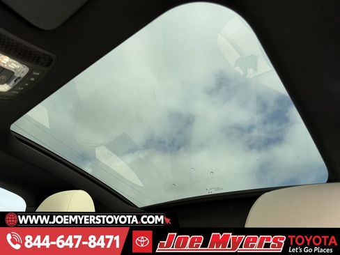 Used 2025 Mercedes-Benz CLA 250 image 28