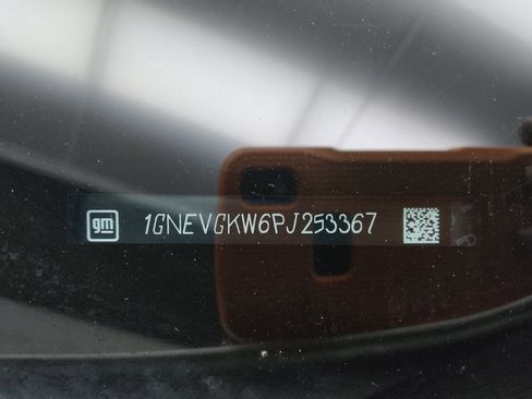 Used 2023 Chevrolet Traverse LT w/ LPO, Cargo Package AWD/4WD image 33