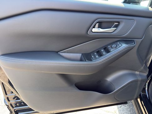 New 2026 Nissan Rogue SV image 13