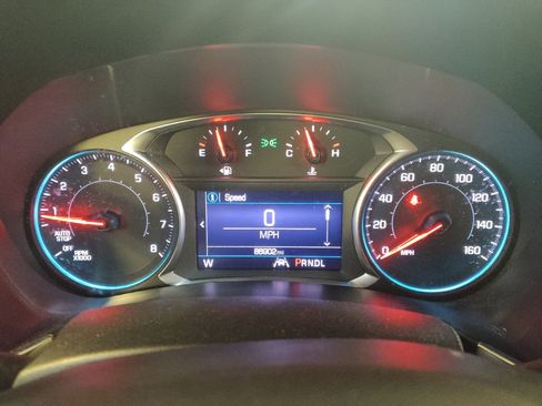 Used 2020 Chevrolet Equinox LT AWD/4WD image 23