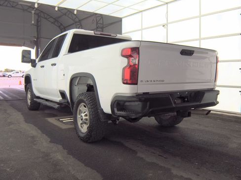 Used 2021 Chevrolet Silverado 2500 W/T w/ WT Convenience Package image 4