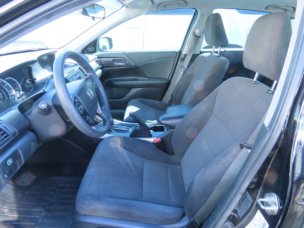 Used 2015 Honda Accord EX image 10