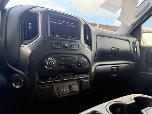 Certified 2025 Chevrolet Silverado 1500 Custom RWD image 17