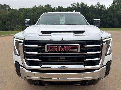 Used 2026 GMC Sierra 3500 SLT w/ SLT Convenience Package AWD/4WD image 10