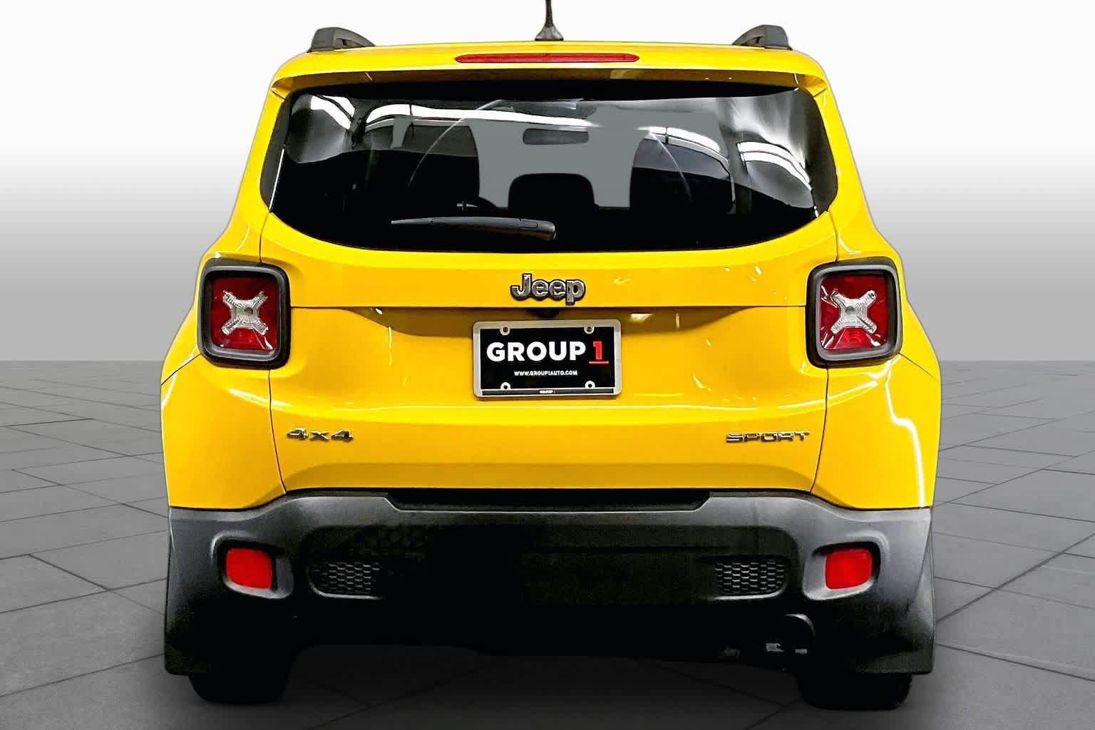 Used 2017 Jeep Renegade Sport w/ Power & Air Group AWD/4WD image 5