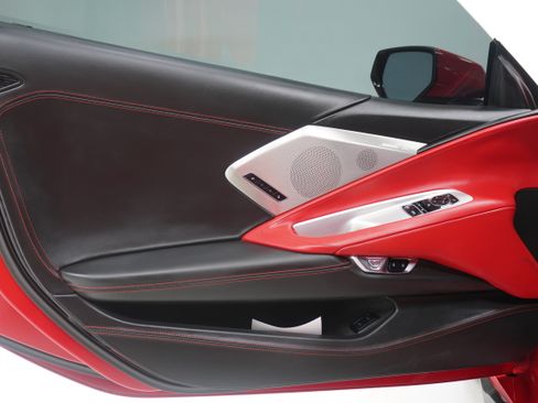 Used 2020 Chevrolet Corvette Stingray Premium Cpe w/ 3LT Preferred Equipment Group RWD image 18