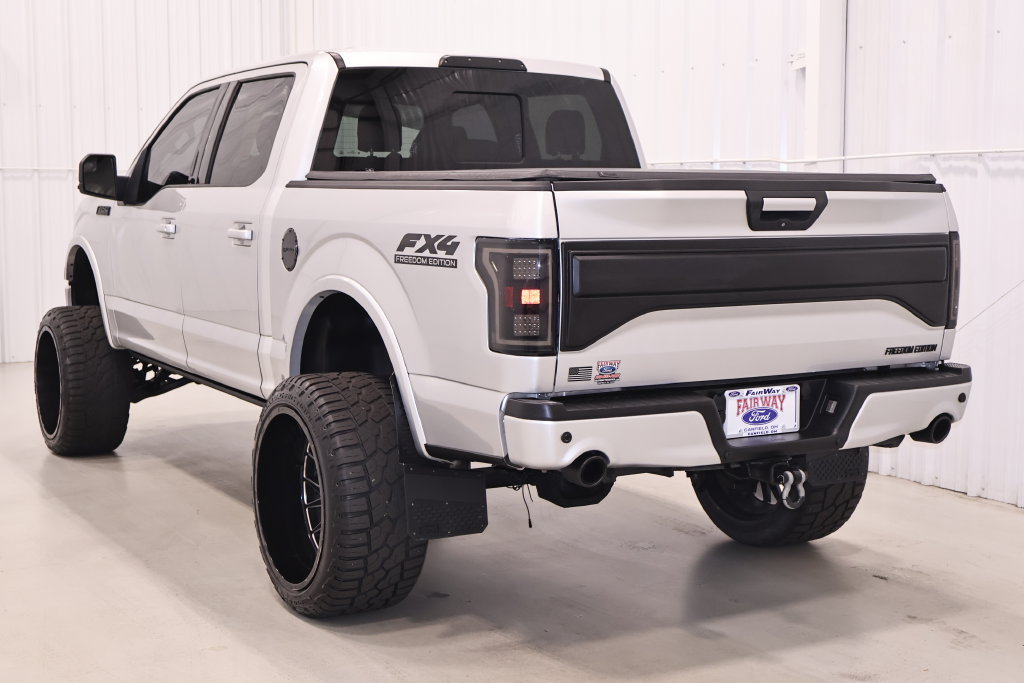 Used 2015 Ford F150 XLT w/ Equipment Group 302A Luxury AWD/4WD image 7