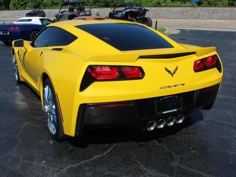 Used 2015 Chevrolet Corvette Stingray Coupe w/ 2LT Preferred Equipment Group RWD image 9