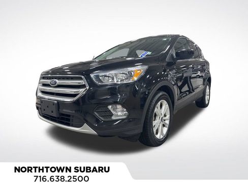 Used 2019 Ford Escape SE image 30