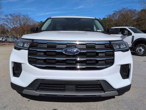 New 2026 Ford Explorer Active image 8