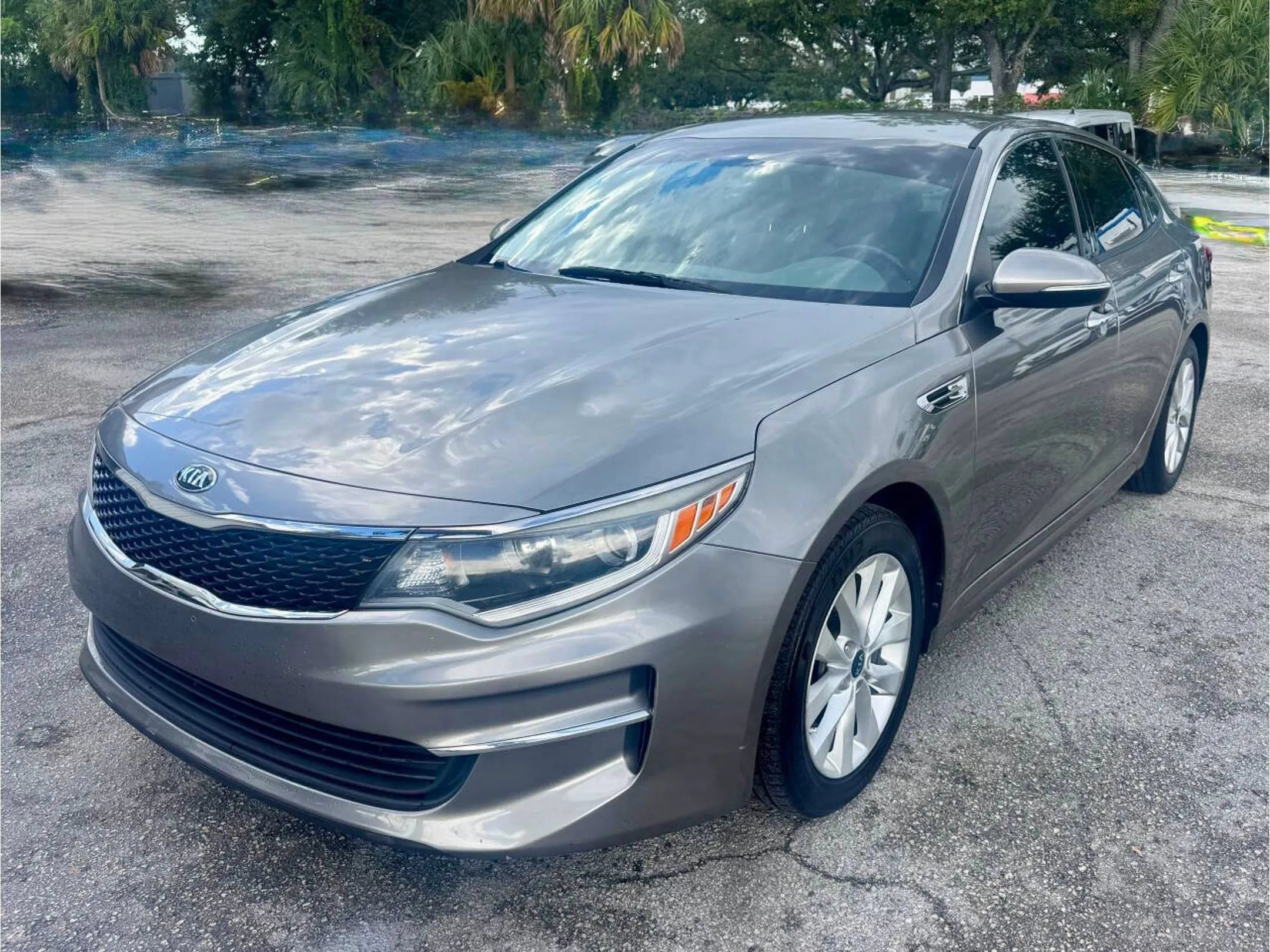 Used 2016 Kia Optima EX FWD image 18