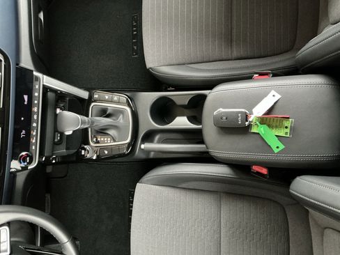 Used 2023 Kia Seltos S w/ Navigation Package image 11