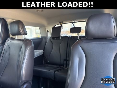 Used 2024 Kia Carnival LX image 28