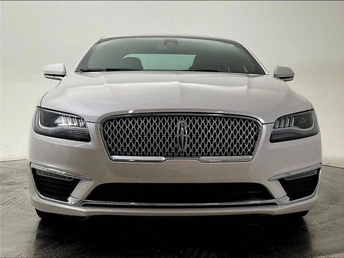 Used 2019 Lincoln MKZ Premiere FWD image 5