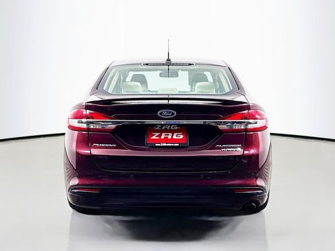 Used 2017 Ford Fusion Platinum image 4