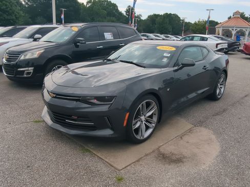 Used 2018 Chevrolet Camaro LT w/ RS Package RWD image 4