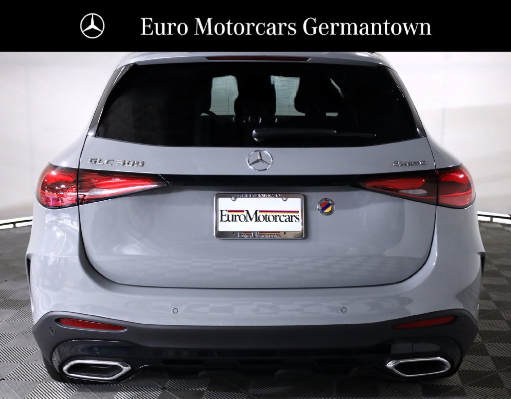 Used 2026 Mercedes-Benz GLC 300 4MATIC image 5