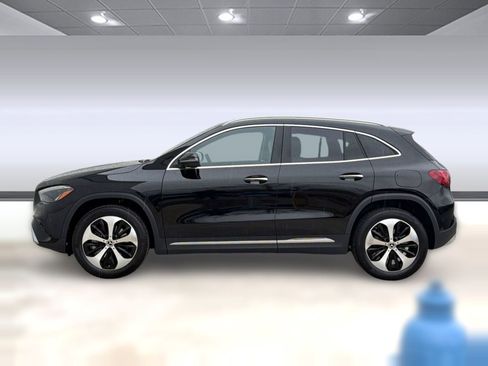 New 2026 Mercedes-Benz GLA 250 image 2