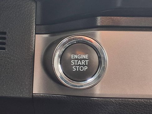 Used 2023 Toyota Tacoma SR5 RWD image 5
