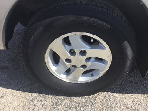 Used 2004 Toyota Sequoia SR5 RWD image 24