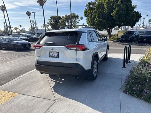 Used 2023 Toyota RAV4 XLE Premium image 26